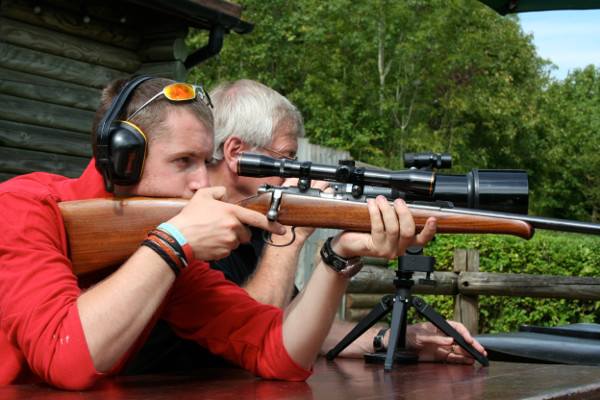 Aiming Rifle and Spotter